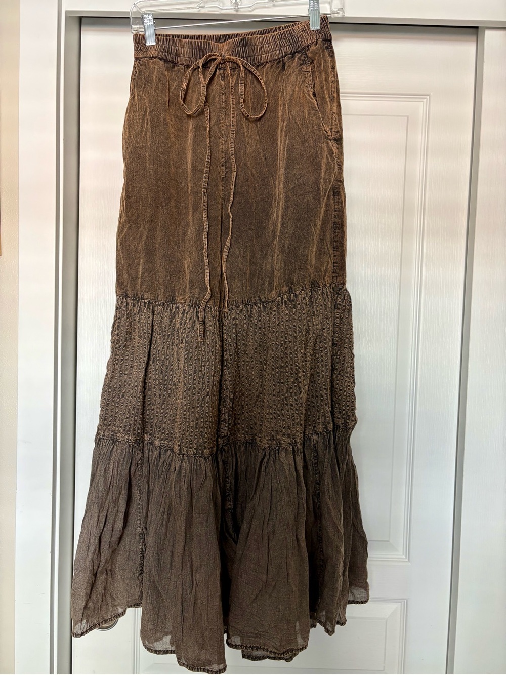 Young Threads NWT Boho Chic Tiered Patch Inserted Corduroy Mocha Wide Leg Pants - Picture 4 of 17